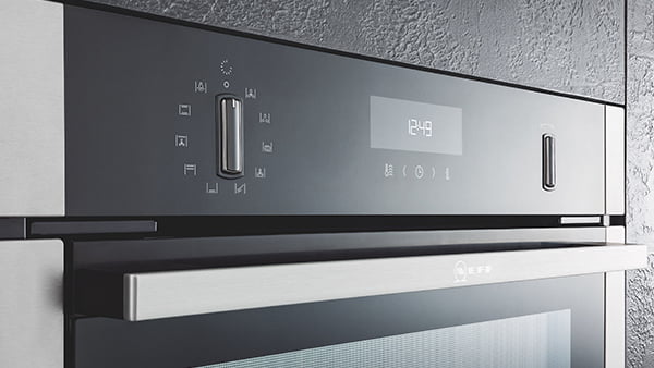 neff backofen detail aufnahme vom touch display