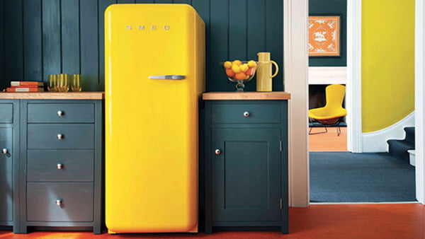 SMEG Retro Kühlschrank FAB28 in Gelb