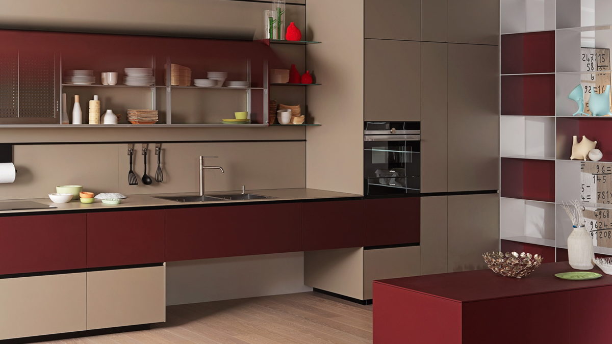 valcucine küche riciclantica in rot als beispiel für minimalismus in der küche