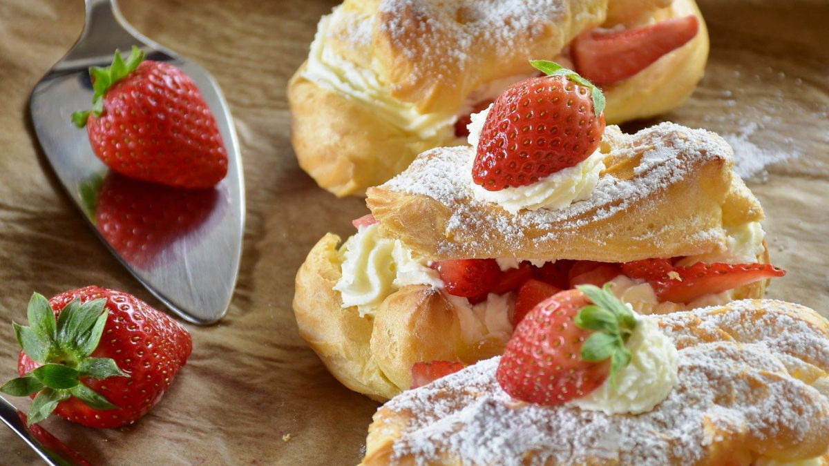 rezepte mit erdbeeren wie eclairs mit schlagsahne füllung