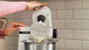 Bosch Küchenmaschine MUM Serie 2: Kompaktes Einsteigermodell für Hobby-Bäcker