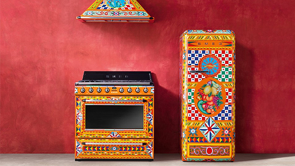 smeg dolce und gabbana divina cucina edition in orange rot carretto design