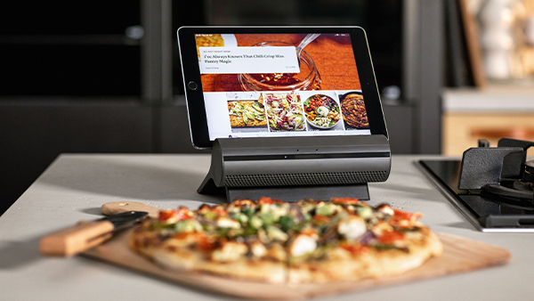 siemens smart kitchen dock küchenhelfer mit rezepten auf dem display