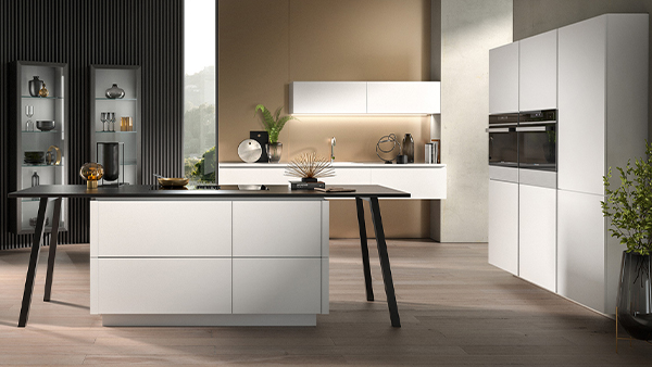 häcker kristallweiß küche mit kochtisch