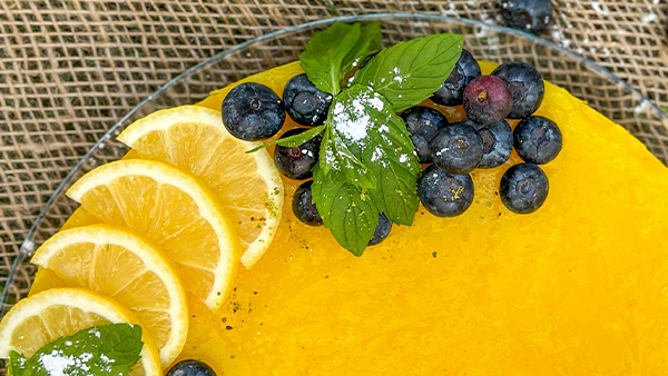 zitronenkuchen mit blaubeeren
