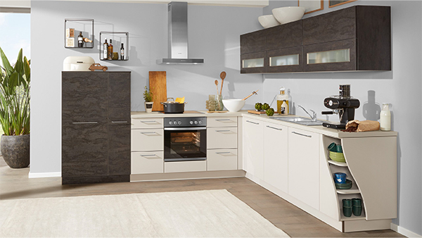 Klassische Interliving Küche in L-Form