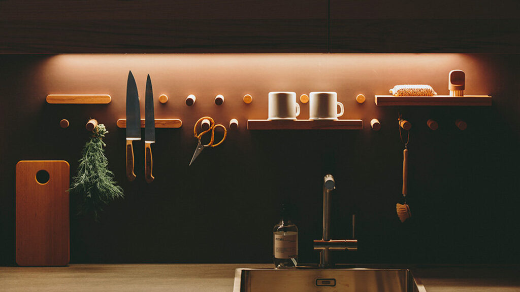 küchen holz magnetwand mit beleuchtung