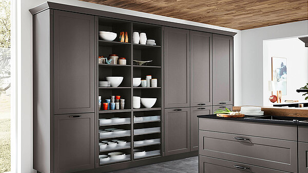 grauer nobilia hochschrank mit regalfächern